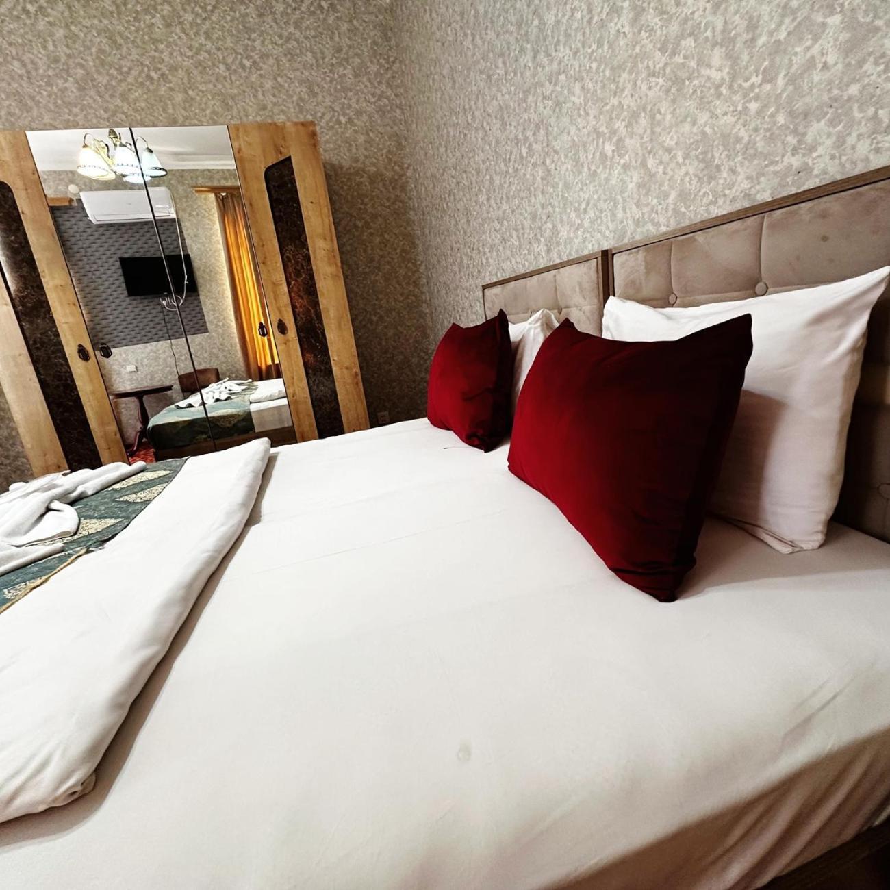 Avi Hotel Baku Kültér fotó