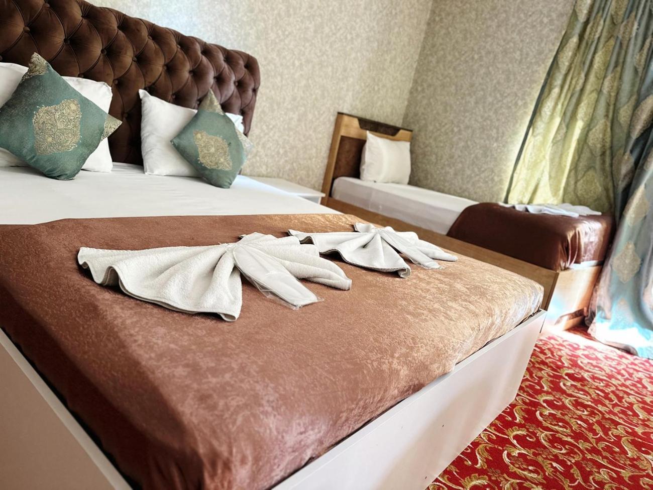Avi Hotel Baku Kültér fotó