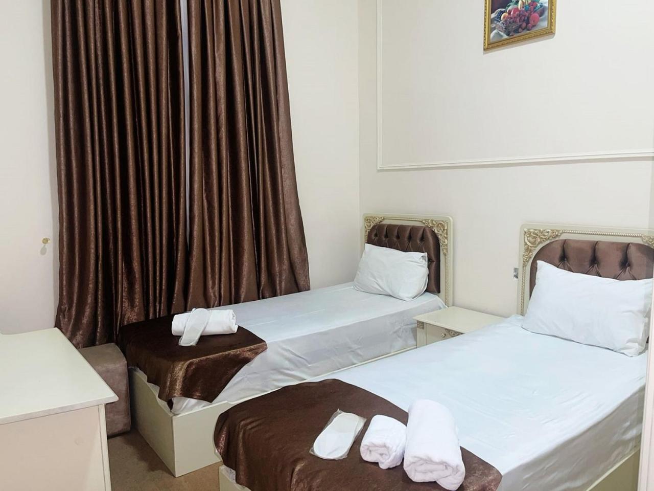 Avi Hotel Baku Kültér fotó