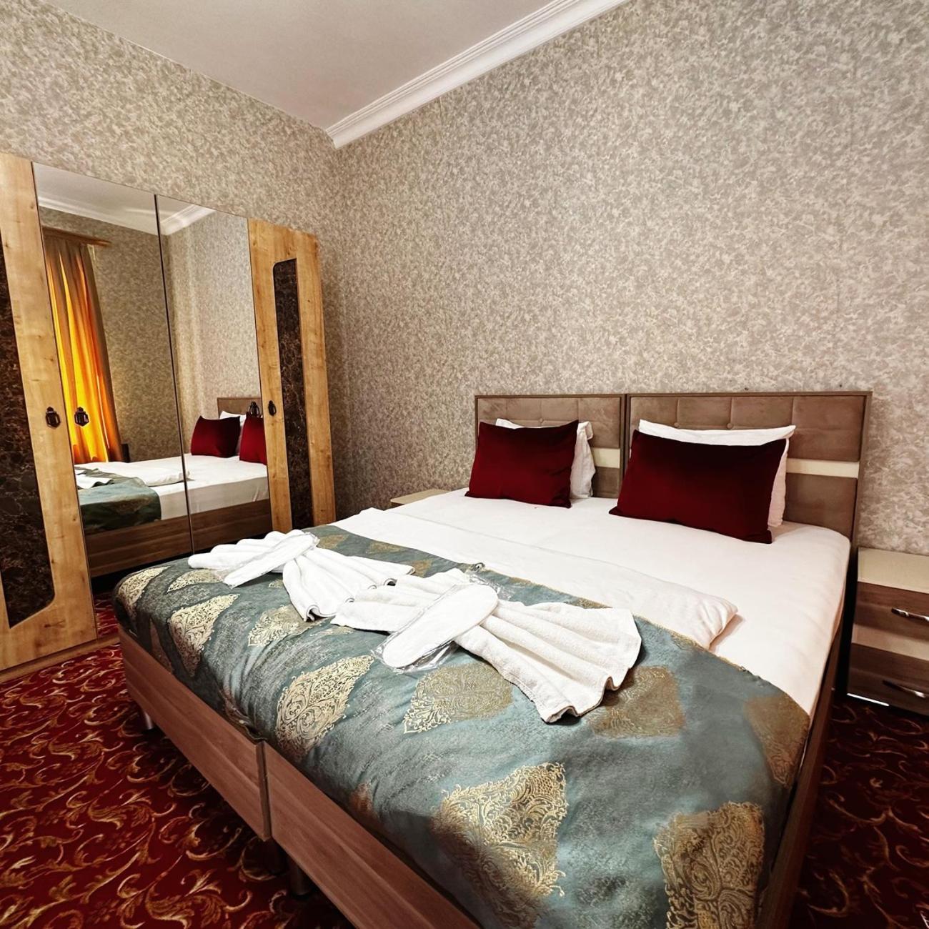 Avi Hotel Baku Kültér fotó